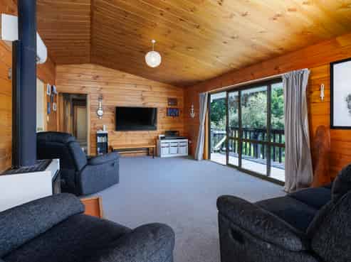 17 Beach Place, Havelock