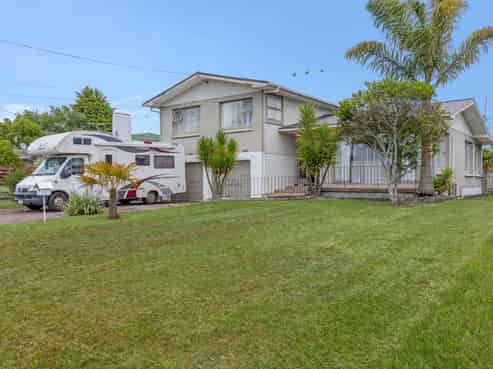 8 Martin Street, Utuhina