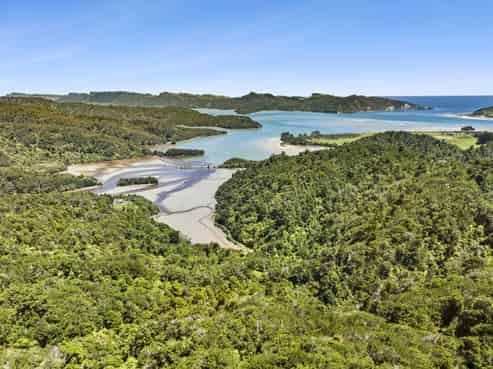 857 Dry Road, Collingwood