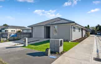 24 Sussex Street, Masterton
