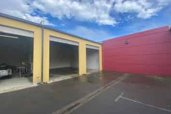Lease this Storage Unit/Mini Warehouse  