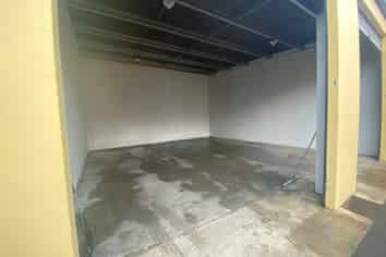 Lease this Storage Unit/Mini Warehouse  