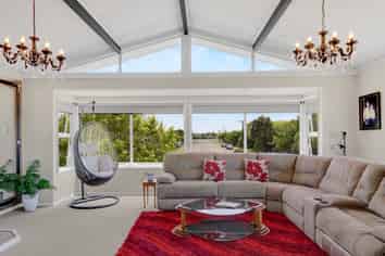 17 Ngahue Crescent, Carters Beach