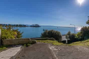 391 Wakefield Quay, Stepneyville