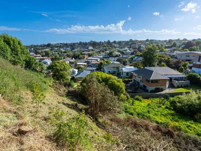 16 Aitken Place, Mornington