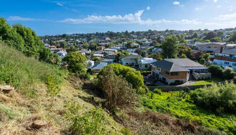 16 Aitken Place, Mornington