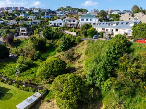 16 Aitken Place, Mornington