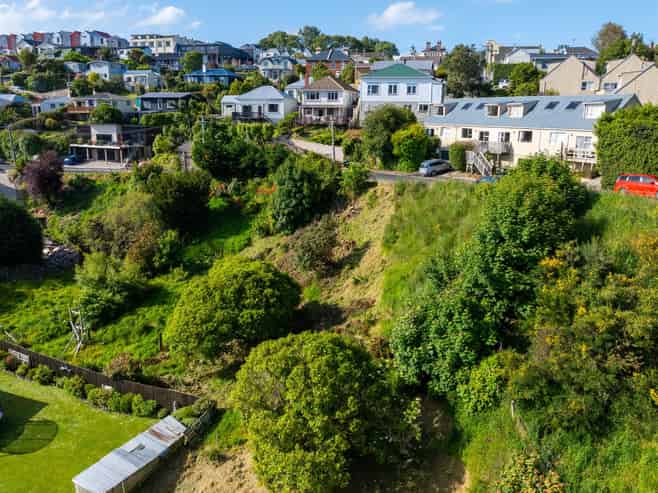 16 Aitken Place, Mornington