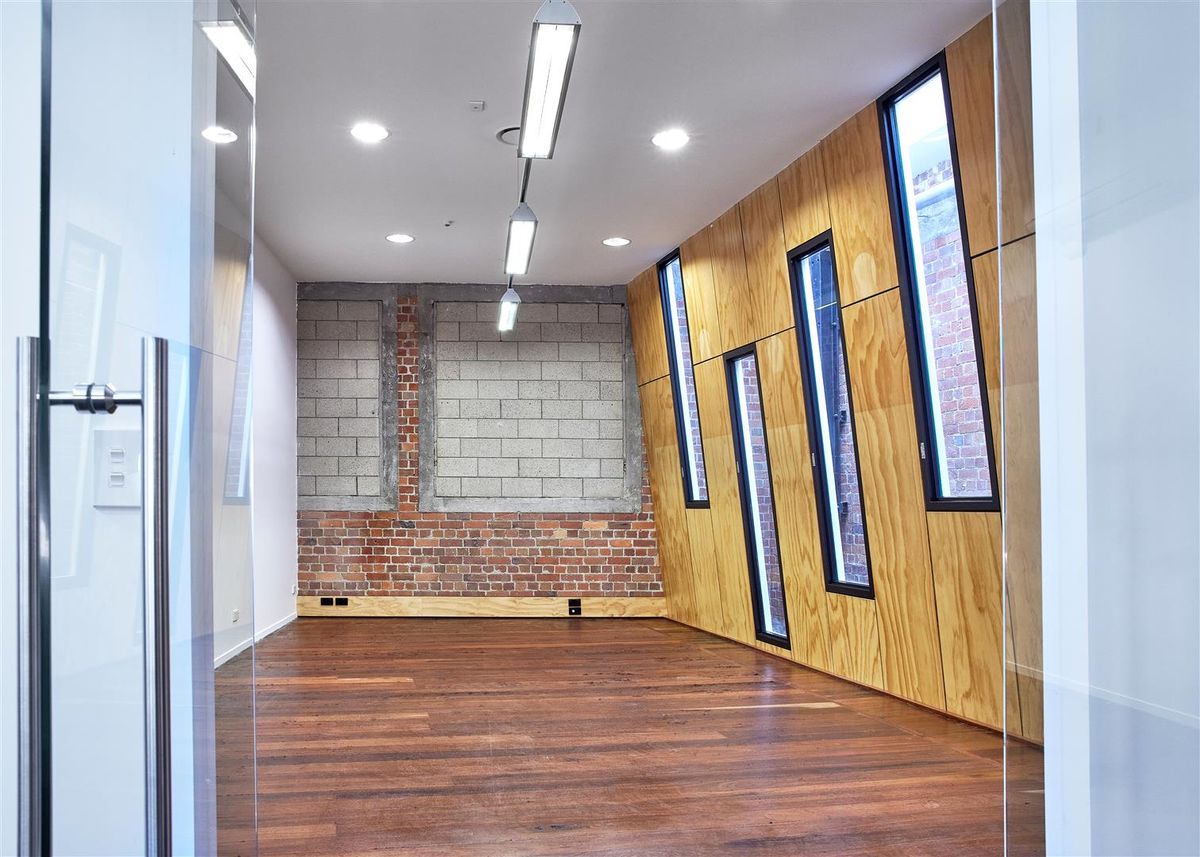 Character Office on Graham Street - Widok 3