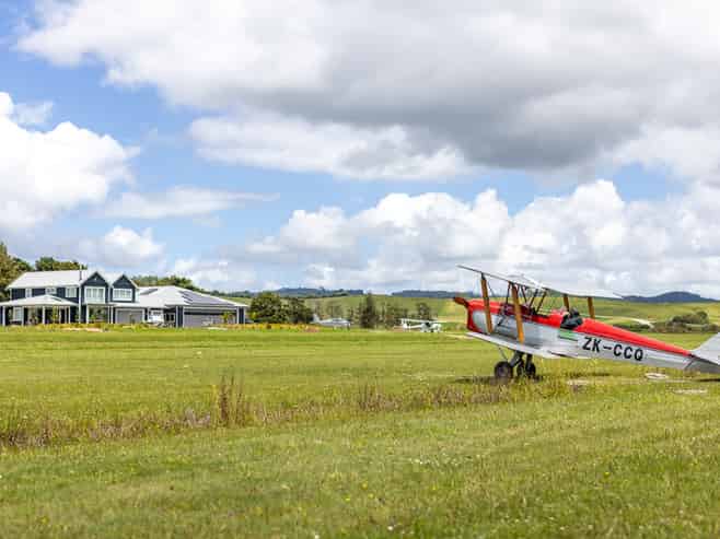 10 and 12 Turaki Lane, Kaipara Flats, Warkworth