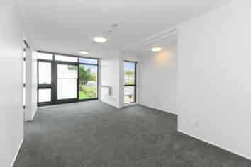 11E/30 Westward Ho, Glen Eden