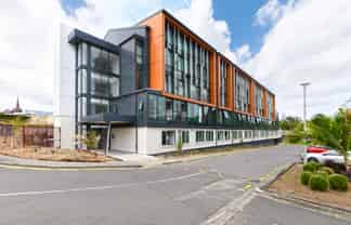 11E/30 Westward Ho, Glen Eden