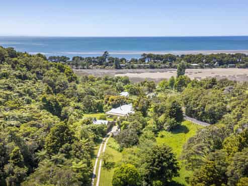 839 Collingwood-puponga Main Road, Collingwood