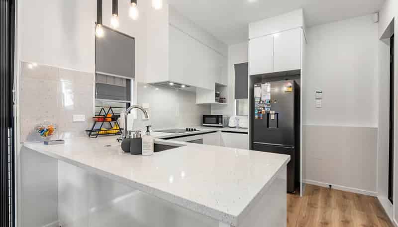 8B Hobart Crescent, Wattle Downs