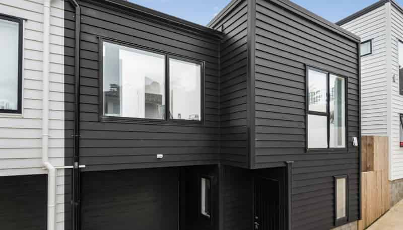 8B Hobart Crescent, Wattle Downs