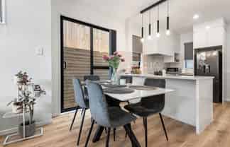 8B Hobart Crescent, Wattle Downs