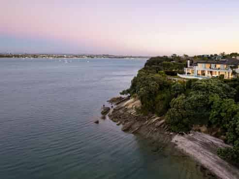 489 Riddell Road, Glendowie