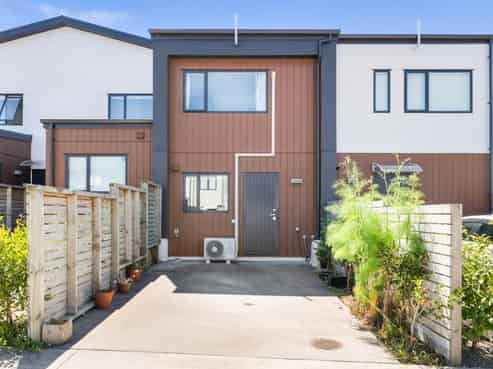 1 Sun Orchid Avenue, Wiri