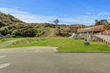 16 Pohutukawa Place, Pohara