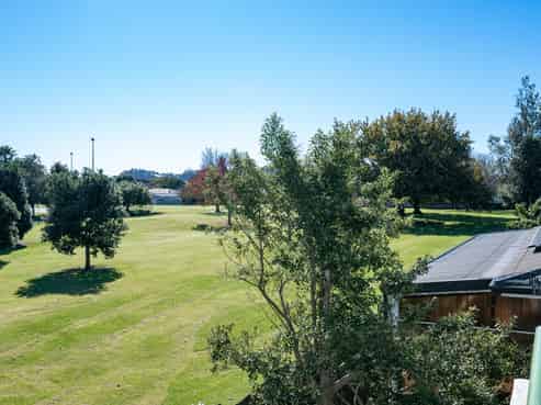 15A Menin Road, Onekawa