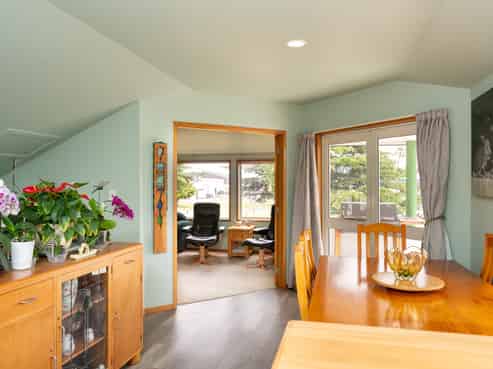 15A Menin Road, Onekawa
