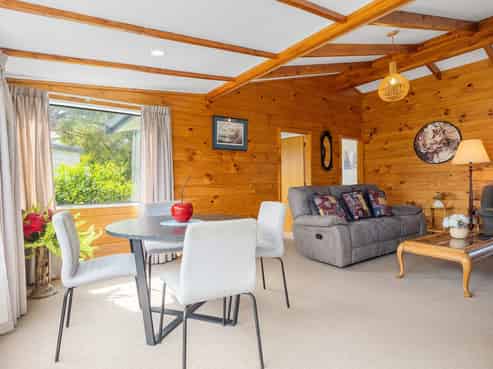 2 Parekaawa Drive, Motuoapa