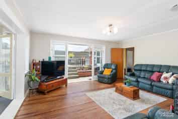 10 Kopara Grove, Stokes Valley