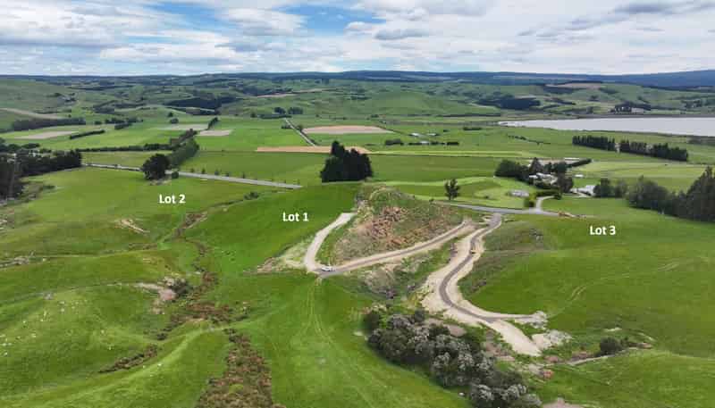 990B Waihola Highway, Waihola