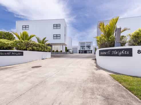 5/86 Hurlstone Drive, Waiwhakaiho
