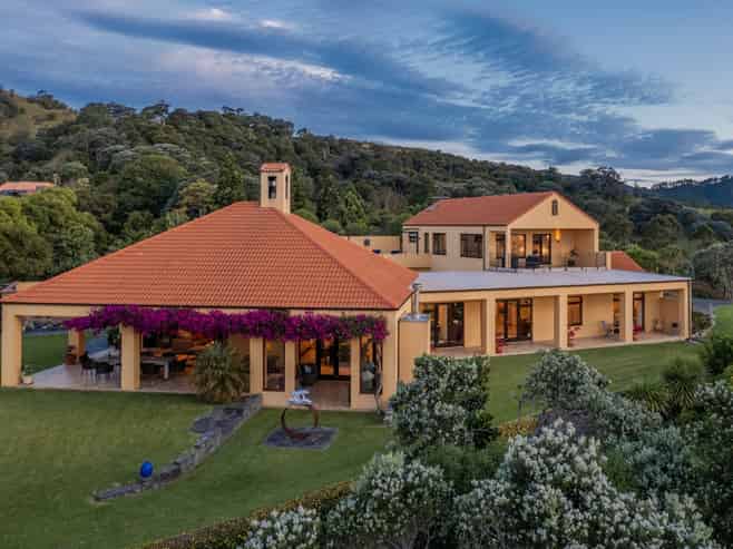 213 Sh25 Kuaotunu-Wharekaho Rd, Kuaotunu