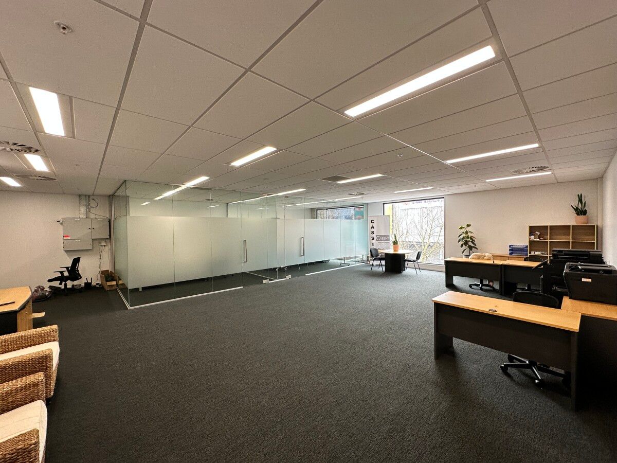 Top Quality Space in Great Location - Ansicht 6
