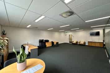 Top Quality Space in Great Location