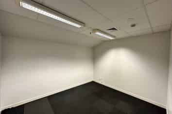 Top Quality Space in Great Location