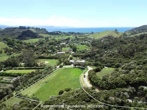 18 Kawhina Lane, Kuaotunu