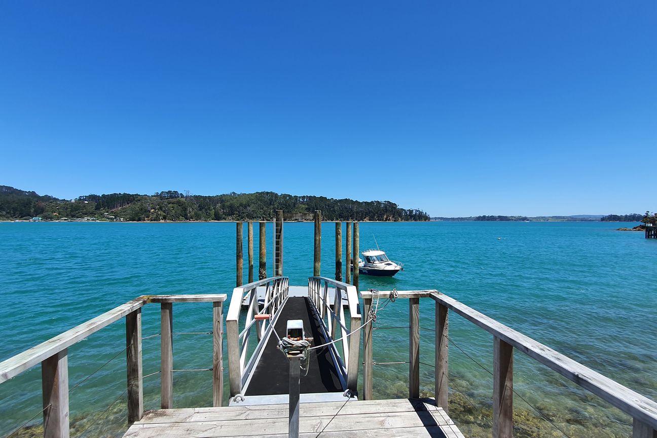 2.71 Hectares on 2 titles + Wharf = BARGAIN @ $695K! - Bild 3
