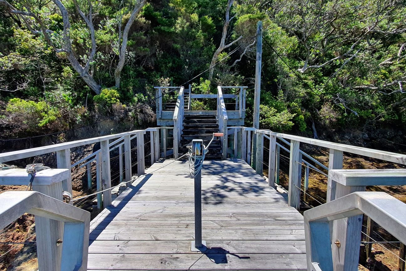 2.71 Hectares on 2 titles + Wharf = BARGAIN @ $695K! - Bild 5