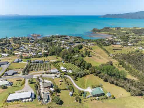 7C Ocean View Rd, Cable Bay