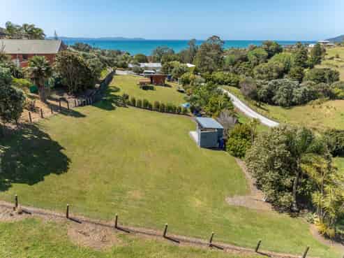 7C Ocean View Rd, Cable Bay