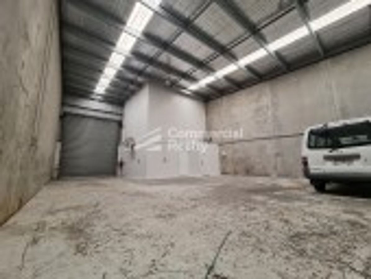 Tidy Factory/Warehouse Wiri