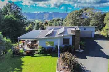  42A McGregor Road, Clevedon