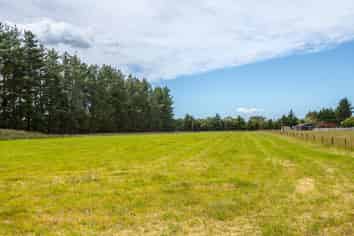 837 Chester Road, Carterton