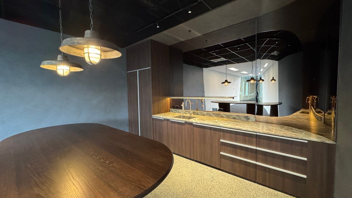 New modern office suite in Wynyard - View 2