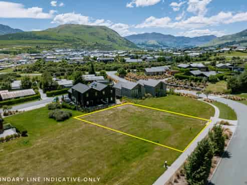 8 McAdam Drive, Jacks Point