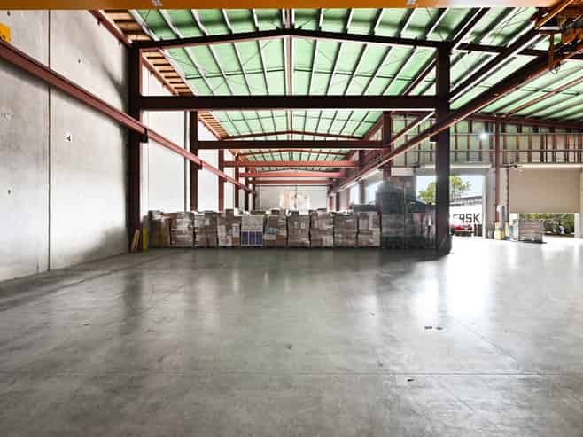 High Stud Warehouse, office, yard