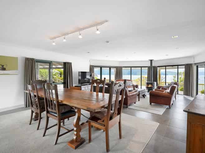  Ahitarakihi Bay, Queen Charlotte Sound