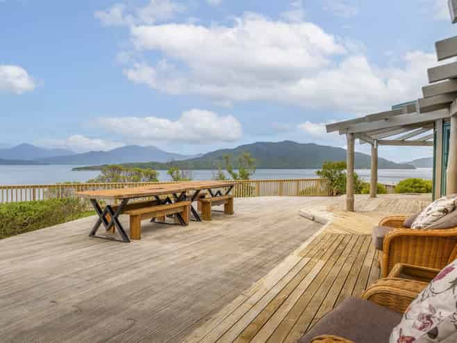  Ahitarakihi Bay, Queen Charlotte Sound