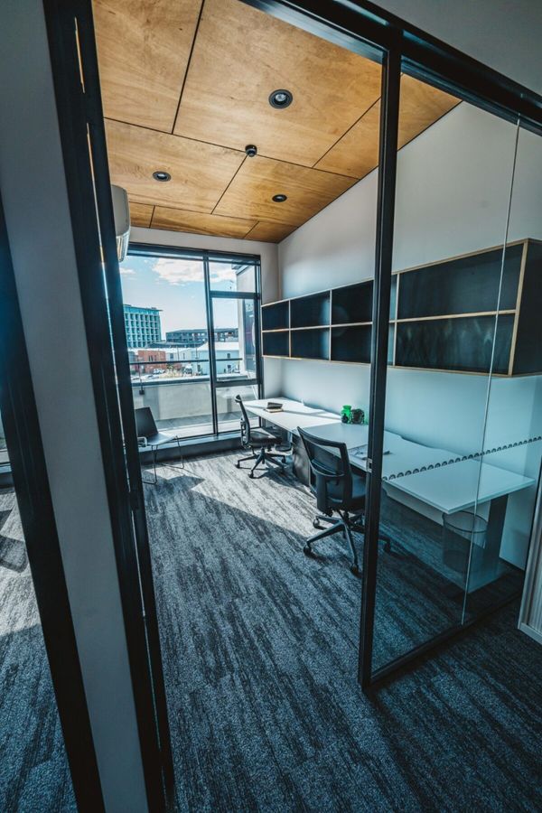 Modern Executive Office – Fully Furnished & Ready to Work - View 6