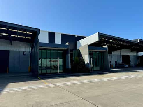 1,740sqm Warehouse in Airport Industrial Precinct