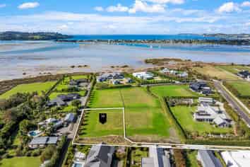  19 Sandpiper Avenue, Point Wells