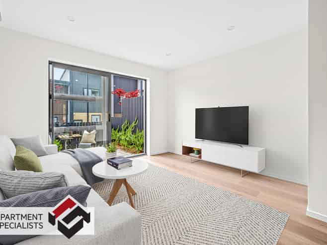 476 West Coast Road, Glen Eden